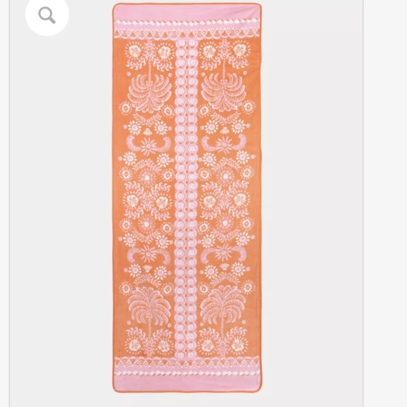 Lilly Pulitzer Beach Lounger Towel. Color: Papaya Breezy Palm Engineered. New - Picture 4 of 5
